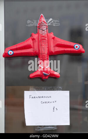 Farnborough, Hampshire, Royaume-Uni. 12 juillet, 2016. Farnborough International Airshow 2016 Mardi 12 juillet 2016. Crédit : Jeff Gilbert/Alamy Live News Banque D'Images