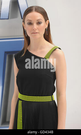 Londres, Royaume-Uni. 12 juillet, 2016. Lydia Wilson assiste à la première UK de 'Star Trek au-delà" à l'Empire Leciester Square. Credit : Ferdaus Shamim/ZUMA/Alamy Fil Live News Banque D'Images