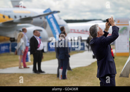 Farnborough, Hampshire, Royaume-Uni. 12 juillet, 2016. Farnborough International Airshow 2016 Mardi 12 juillet 2016. Crédit : Jeff Gilbert/Alamy Live News Banque D'Images