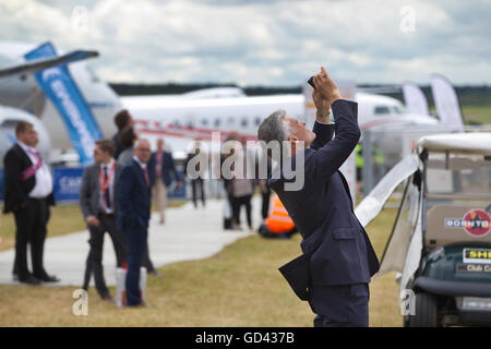 Farnborough, Hampshire, Royaume-Uni. 12 juillet, 2016. Farnborough International Airshow 2016 Mardi 12 juillet 2016. Crédit : Jeff Gilbert/Alamy Live News Banque D'Images