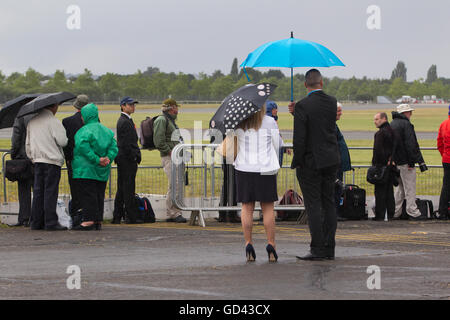 Farnborough, Hampshire, Royaume-Uni. 12 juillet, 2016. Farnborough International Airshow 2016 Mardi 12 juillet 2016. Crédit : Jeff Gilbert/Alamy Live News Banque D'Images