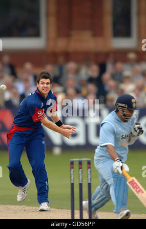 James Anderson et Sachin Tendulkar Banque D'Images