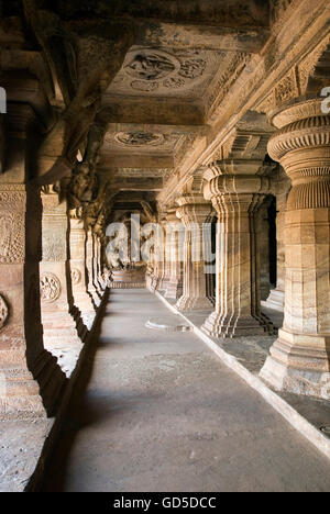 Grotte dédiée à Vishnu Banque D'Images