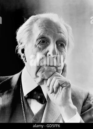 Frank Lloyd Wright. Portrait du célèbre architecte américain par Al Ravenna, 1954. Banque D'Images