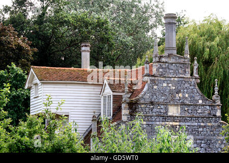 BOURNE MILL, UNE PROPRIÉTÉ DU NATIONAL TRUST PHOTOGRAPHIÉ À PARTIR DE LA PROPRIÉTÉ PUBLIQUE, donc pas d'autorisation nécessaire. Banque D'Images