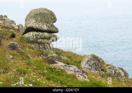 Rock formations sur la tête au Gwennap clifftops à Cornwall Banque D'Images