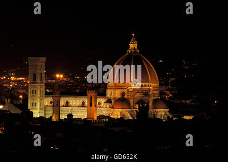 La cathédrale de Florence, au crépuscule, la cathédrale Santa Maria del Fiore, Toscane, Italie, Europe Banque D'Images