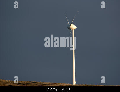 L'un des cinq éoliennes situées sur Burger Hill en 1983 au-dessus de Evie sur les îles Orkney l'un des premiers en France. 10 566 SCO. Banque D'Images