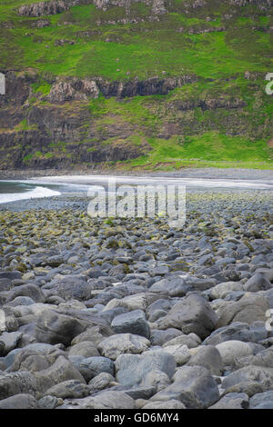 Plage gris en Taslisker Bay, île de Skye Banque D'Images