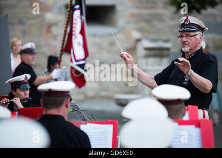 Marching Band KUD Mail Maribor effectuer dans les rues de Maribor au Festival le Carême, Maribor, Slovénie, 2016 Banque D'Images