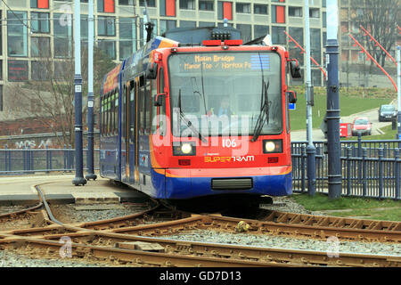 Super Sheffield Anglais light rail DE TRAMWAY Le tramway électrique South Yorkshire exécutif passager Banque D'Images