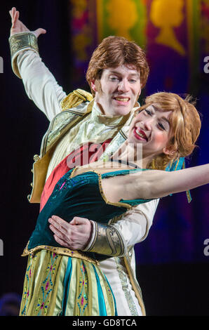 Sydney, Australie. Le 13 juillet, 2016. Les danseurs sur glace Disney en concert à l'ouverture de la Disney On Ice Ice Festival magique qui a eu lieu à Sydney à l'Qudos Bank Arena le 13 juillet. Credit : mjmediabox/Alamy Live News Banque D'Images