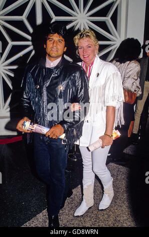 Erik Estrada avec femme Geggy Rowe 1988. 14Th Aug 2008. - © Roger Karnbad/ZUMA/Alamy Fil Live News Banque D'Images