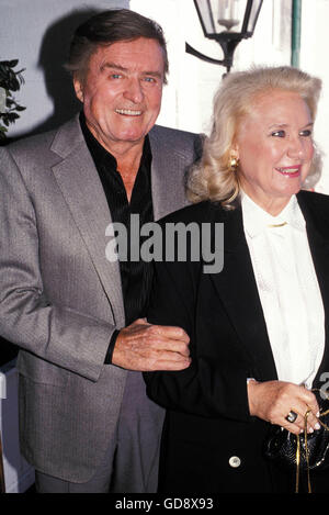 Le 11 août 2006 - Mike DOUGLAS AVEC SON ÉPOUSE GENEVIÈVE PURNELL DOUGLAS 01-1990. - MIKEDOUGLASRETRO Karnbad © Roger/ZUMA/Alamy Fil Live News Banque D'Images