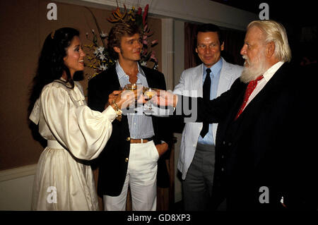 John Schneider et peu de fauve, avec Denver Pyle. 10 Juin, 2005. 1984.1ER ANNIVERSAIRE DE MARIAGE © Roger Karnbad/ZUMA/Alamy Fil Live News Banque D'Images