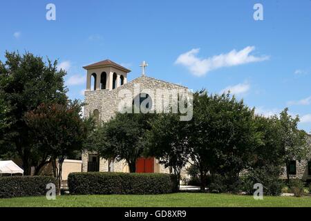 Farmers Branch, États-Unis d'Amérique. Le 13 juillet, 2016. Église catholique immaculée se marier à Farmers Branch, le mercredi, Juillet 13, 2016. Crédit : Kevin Bartram/Alamy Live News Banque D'Images