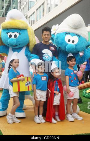 Hong Kong, Chine. Le 13 juillet, 2016. Aaron Kwok assiste au spectacle d'Art Asiatique de Schtroumpfs à Hongkong, Chine, le 13 juillet, 2016. © TopPhoto/Alamy Live News Banque D'Images