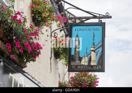 L'enseigne de pub à la London Inn Cornwall Padstow UK Banque D'Images