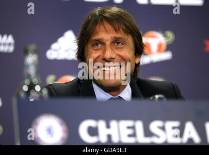 Nouveau manager de Chelsea Antonio Conte est dévoilé au cours d'une conférence de presse à Stamford Bridge, Londres. Banque D'Images