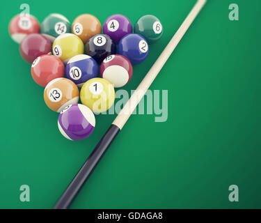 Boules de billard sur la table verte, avec cue. 3d illustration Banque D'Images