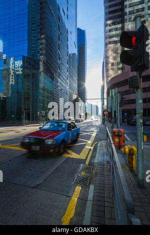 Hong Kong Street & Immeubles de grande hauteur sur l'Est de l'île de HK Banque D'Images