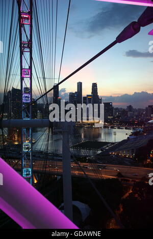 Asien, Suedostasien, Singapore, Bankenviertel, Skyline, Riesenrad, Flyer, abend, die aus Sicht der Skyline Riesenrad Flyer au dem Banque D'Images