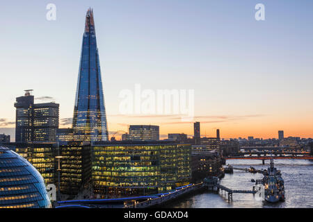 L'Angleterre,Londres,Southwark,Coucher de soleil sur le Shard Banque D'Images