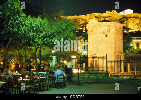 Taverne à la Tour des Vents, l'Acropole, Athènes, Grèce Banque D'Images