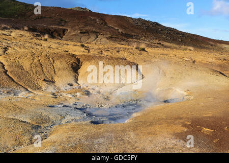 Hot springs et boue près de Krysuvik Reykjanes peninsula,,Seltun,sud-ouest de l'Islande. Banque D'Images