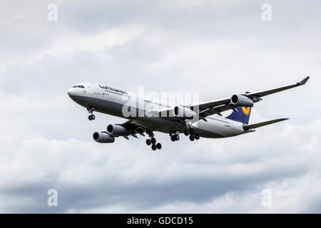 Lufthansa Airbus A340 avion de passagers Banque D'Images