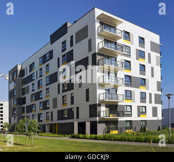 VILNIUS, LITUANIE - le 26 juin 2016 : La maison modulaire moderne à un prix abordable avec des appartements de petite taille pour les jeunes familles. C'est le Banque D'Images