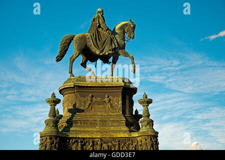 John, 12.12.1801 - 29.10.1873, roi de Saxe 1854 - 1873, pleine longueur, monument du roi Johann sur la Theaterplatz (place), Dresde, Allemagne, Banque D'Images