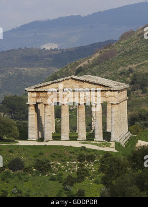 Le grec ancien temple dorique, Segesta, site archéologique, Sicile, Italie Banque D'Images