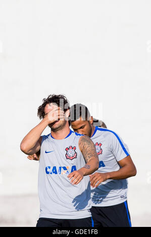 Les Corinthiens Alexandre Pato au cours de la formation tenue à TC Dr.Joaquim Records, zone est de s ?o Paulo. L'équipe se prépare pour le classique dimanche contre Sao Paulo, valide pour Brasileir ?o 2016 Chevrolet. Banque D'Images