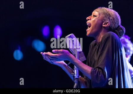 Cartagena, Espagne. 15 juillet, 2016. Ala.Singer ni dans la Mar de Músicas Festival. Credit : ABEL F. ROS/Alamy Live News Banque D'Images