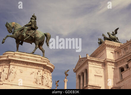 Statue équestre de Vittorio Emanuele II, Vittorio Emanuele Monument Rome Lazio Italie Europe Banque D'Images