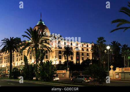 Le célèbre Hôtel Negresco - Promenade des Anglais - Nice Banque D'Images