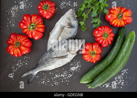 La brème de mer Légumes Alimentation Nourriture Banque D'Images