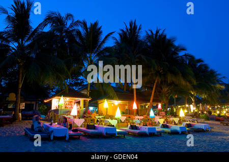 Restaurant de la plage de Lamai, l'Île de Ko Samui, Thaïlande Banque D'Images