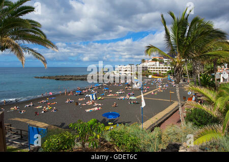 Playa Arena de Puerto Santiago, à Tenerife, Îles Canaries, Espagne Banque D'Images