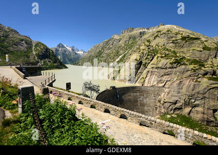 Le col du Grimsel, Grimselsee, lac Grimsel, Swiss, Montagnes Banque D'Images