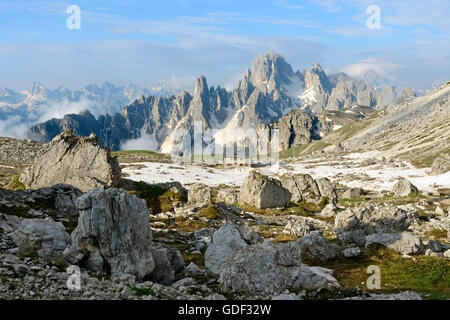 Le Marmorole, Mt. Région de l'Antelao, trois cheminées, Tre Cime di Lavaredo, Alphotel Rifugio Lavaredo, Tyrol du Sud, Italie, Alpes Dolomites Sextener Banque D'Images