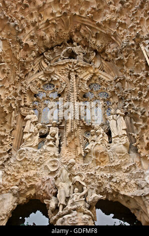 'Détail' à partir de la Nativité Façade de la Sagrada Familia, (architecte Antoni Gaudi) ,'Trademark' de Barcelone, Catalogne, Espagne. Banque D'Images