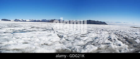 Islande : la neige sur le haut de la Glacier Skaftafellsjokull, Skaftafell, un éperon de la calotte de glace Vatnajokull Banque D'Images