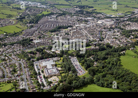 Vue aérienne de la ville de Skipton, Yorkshire du Nord, Yorkshire, UK Banque D'Images