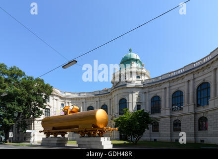 Musée universel Joanneum Graz : avec l'installation de Hans Hollein ' Le Veau d ', l'Autriche, Styrie, Carinthie, Région Graz Banque D'Images