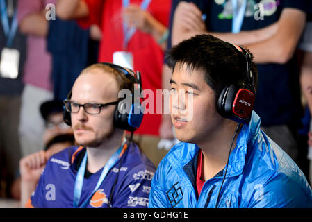 Las Vegas, Nevada, USA. 16 juillet, 2016. Les mondes plus grand tournoi de jeu de combat, de l'évolution (2016 EVO Championship Series) se tient au Centre des Congrès de Las Vegas sur les 15 et 16 juillet et la finale qui a eu lieu au Mandalay Bay Convention Hall le 17 juillet 2016. L'INVESTITURE EVO Championship Series. Credit : Ken Howard/Alamy Live News Banque D'Images