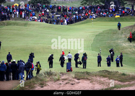 South Ayrshire, Ecosse. 16 juillet, 2016. Henrik Stenson (SWE) : Golf de Suède Henrik Stenson avec son caddie sur le 9e trou lors du troisième tour de la 145e British Open Championship à l'Old Course, Royal Troon Golf Club à South Ayrshire, Ecosse . © Koji Aoki/AFLO SPORT/Alamy Live News Banque D'Images