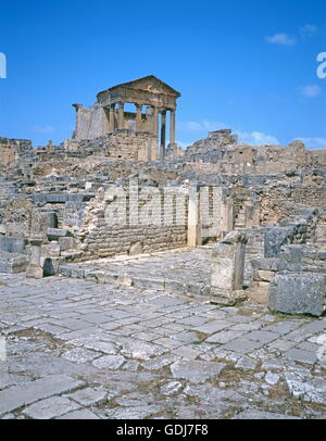 Géographie / voyages, Tunisie, Dougga, Capitol, ruine romaine-Clearance-Info Additional-Rights, ville-Not-Available Banque D'Images