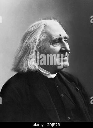 Franz Liszt. Portrait du compositeur et pianiste hongrois, Franz Liszt (1811-1886) par Nadar [Gaspard Félix Tournachon], 1886. Banque D'Images